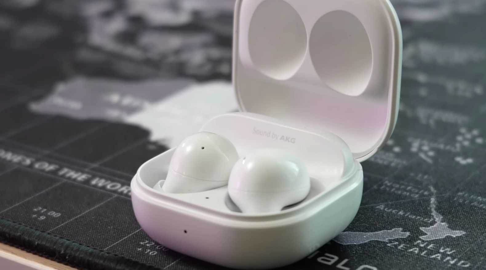 Samsung Galaxy Buds 2 Pro